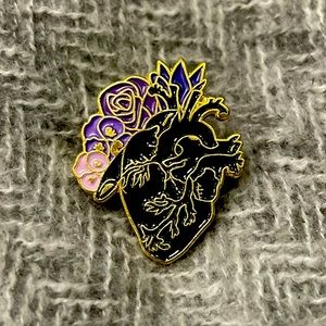 Exquisite black enamel pin